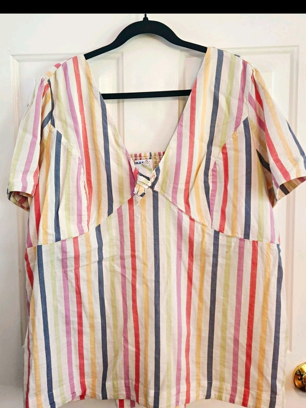 Old Navy Multicolor Striped Smocked V-Neck Knot Front Tunic